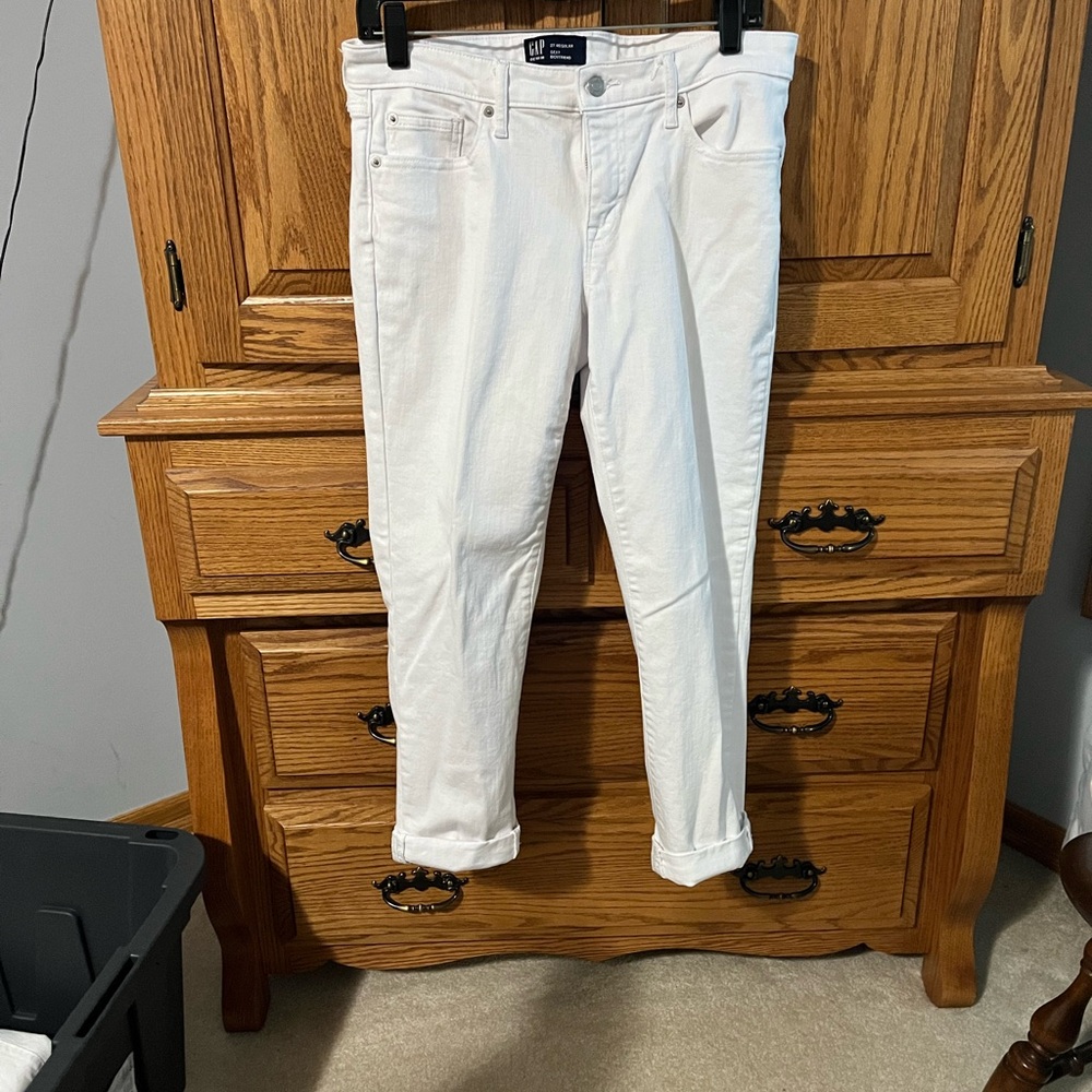 Gap Factory cuffed Capri Jeans size 27